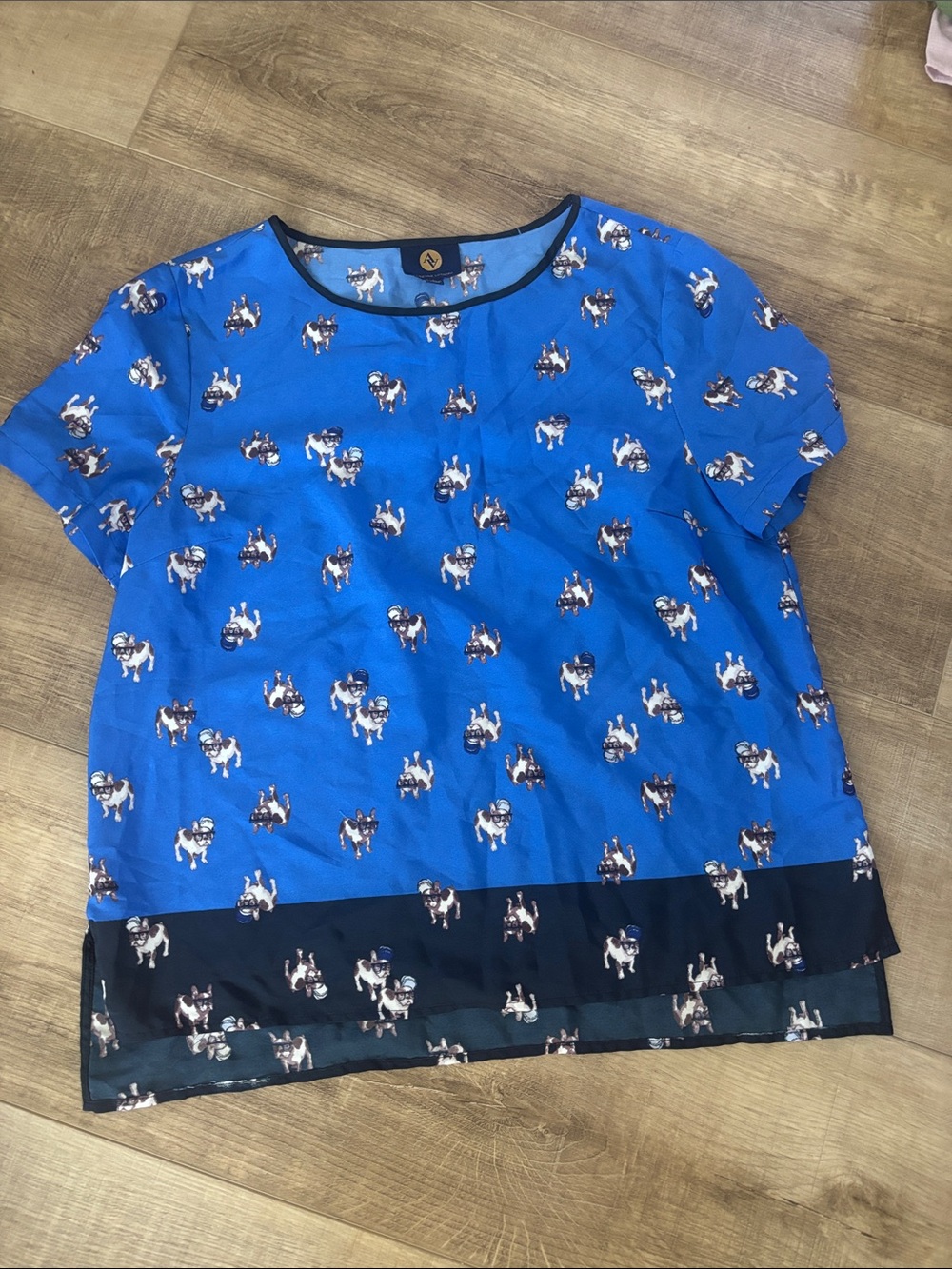 Vineyard Vines Bright Blue Dog-Print Blouse bulldog